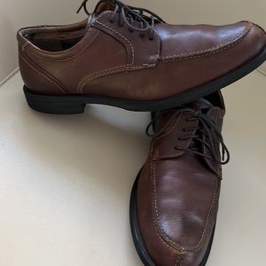 DOCKERS Leather men’s shoes size 13